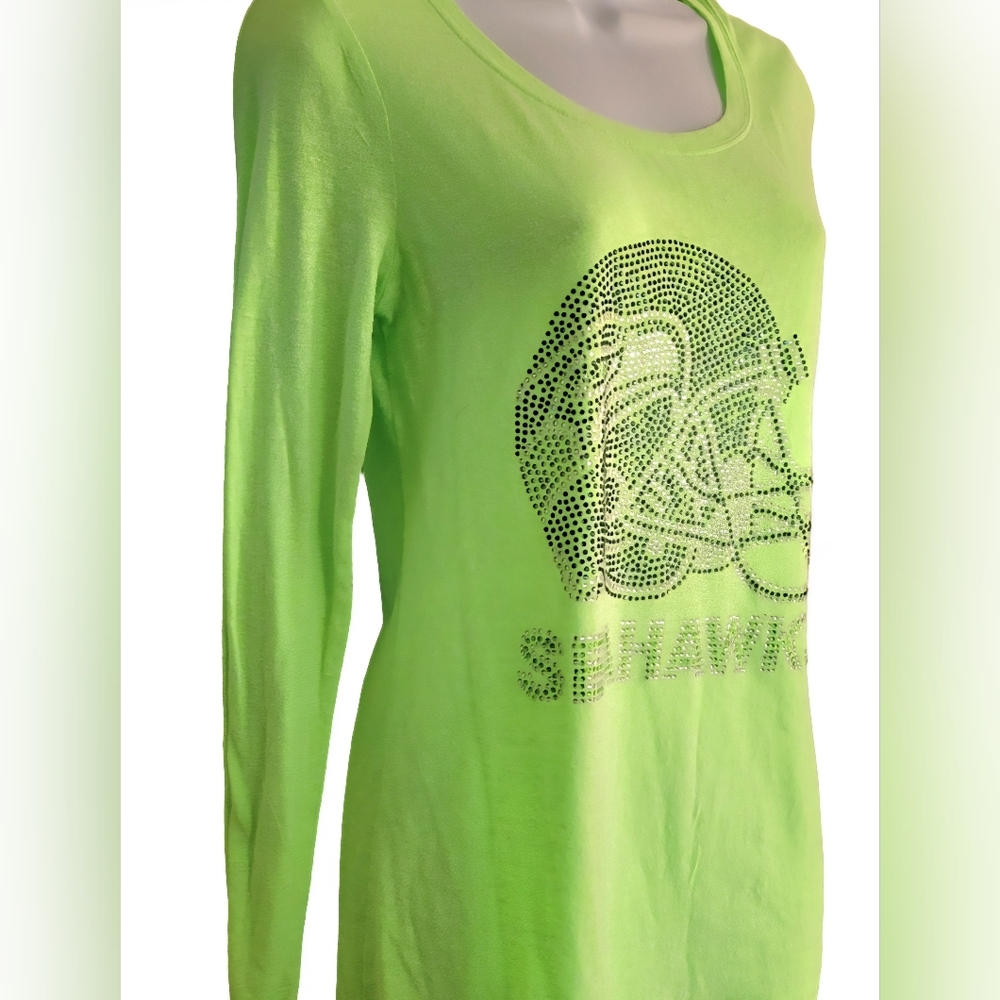 Seattle Seahawks Long Sleeve Top Medium No Boundaries - Picture 3 of 5